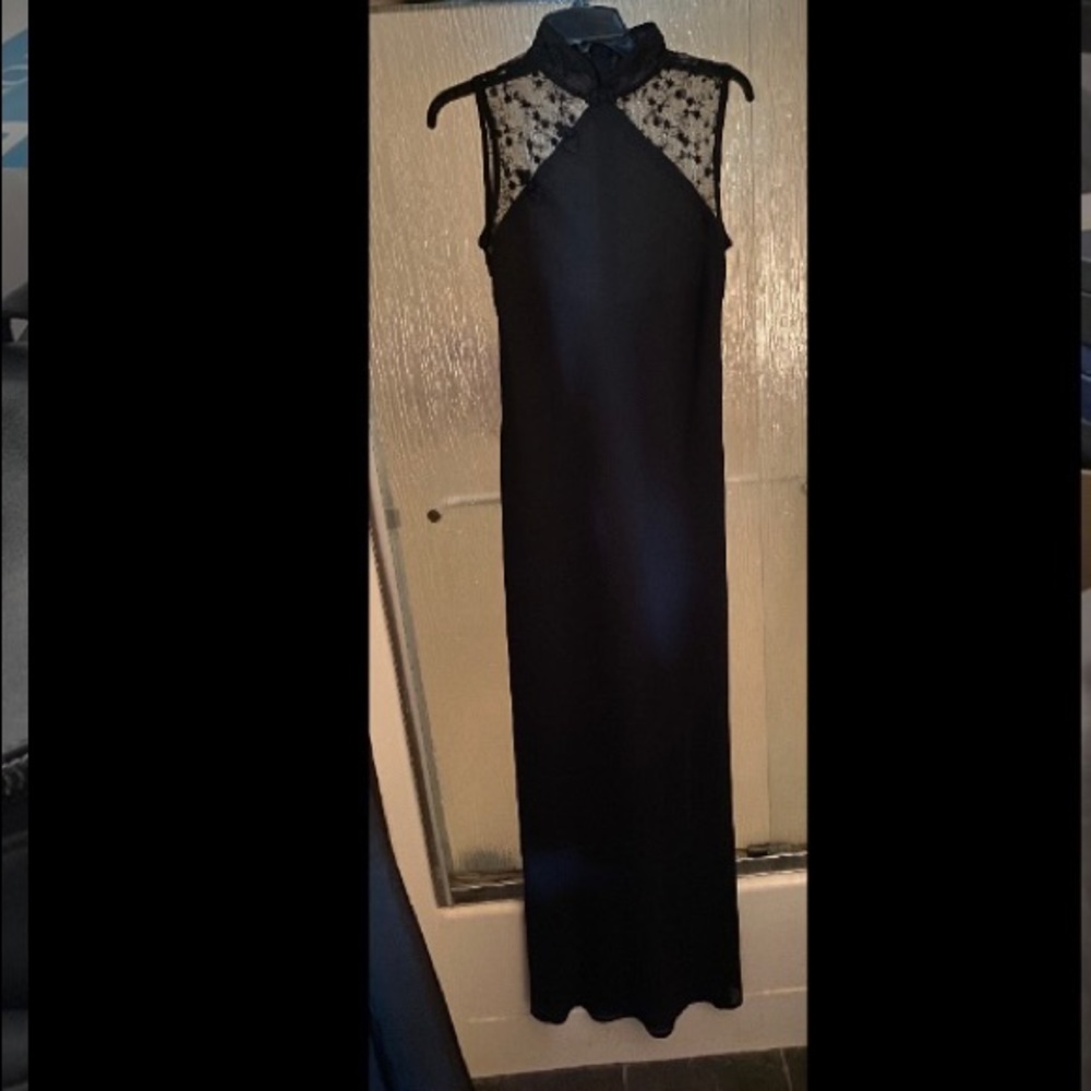 Celebrity mandarin embroidered sexy crepe dress